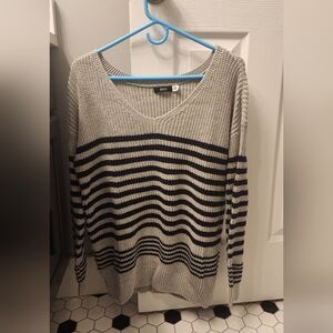 (BDG) Striped V-Neck Sweater, Size S, Color Gray